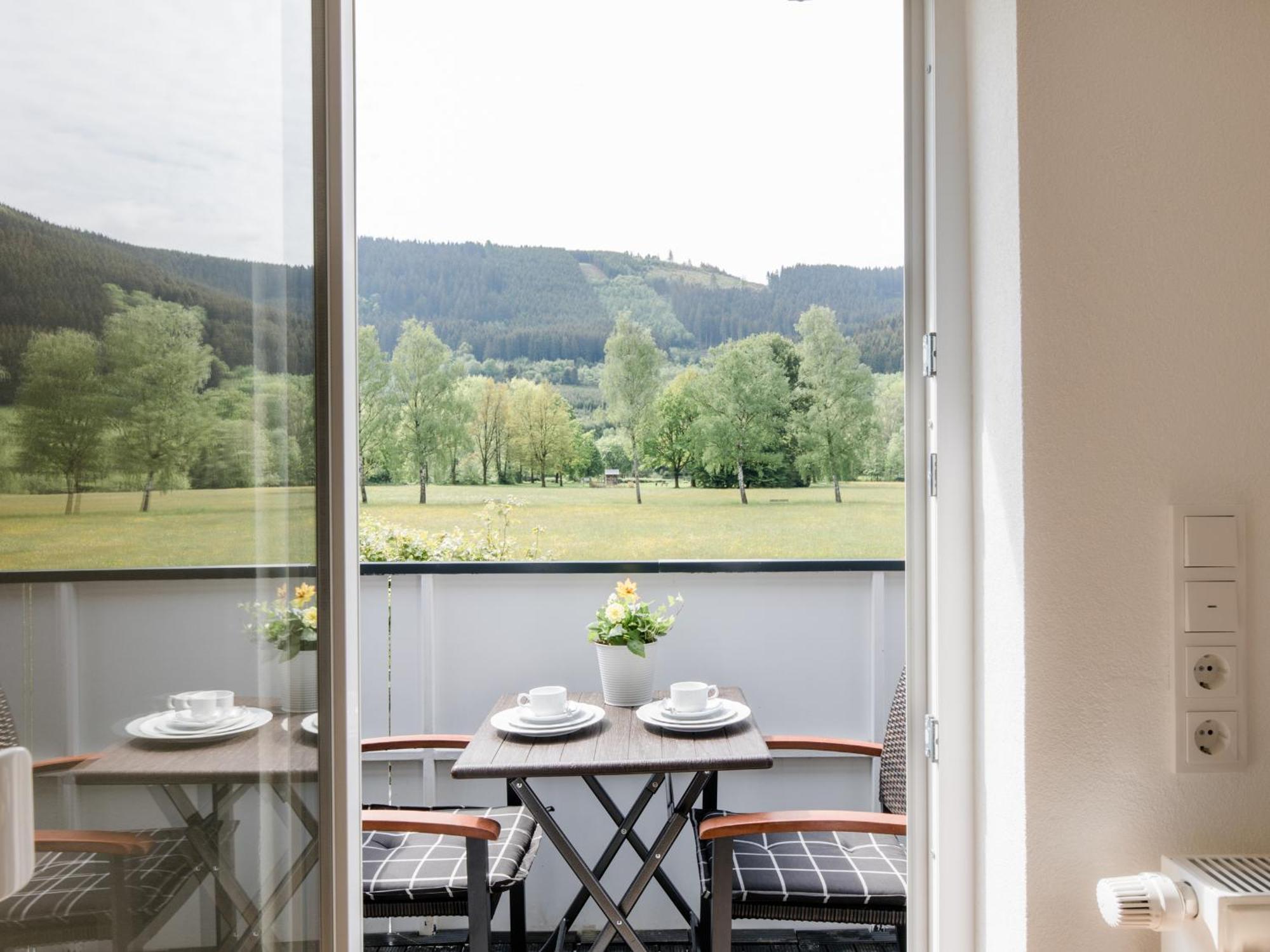 Ferienwohnung Kurparkblicksauerland لينهشتات المظهر الخارجي الصورة